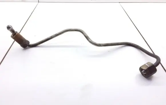 Nissan Almera Tino Fuel line pipe