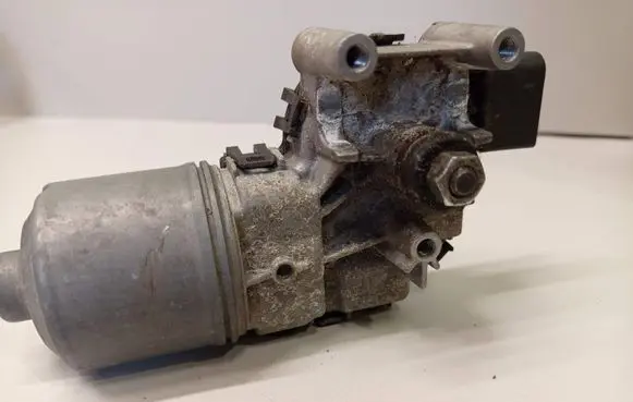 Audi A4 S4 B7 8E 8H Wiper motor 8E1955119 0390241509