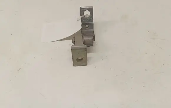 Audi A4 S4 B7 8E 8H Rear door upper hinge 8E0833412