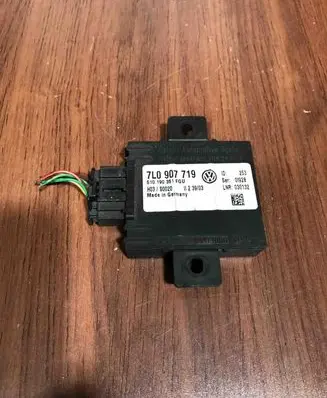 Volkswagen Touareg I Alarm control unit/module 7L0907719