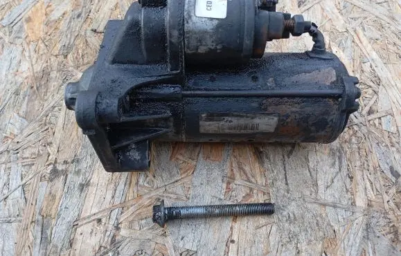 Renault Trafic II (X83) Starter motor D7R44