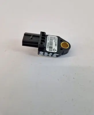 Mitsubishi Outlander Airbag deployment crash/impact sensor 8651A001