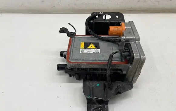 Polestar 2 Voltage converter inverter 32352952 32352953