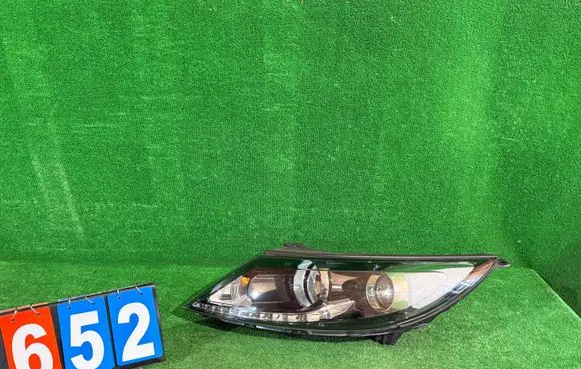 KIA Sportage Headlight/headlamp 921013WXXX