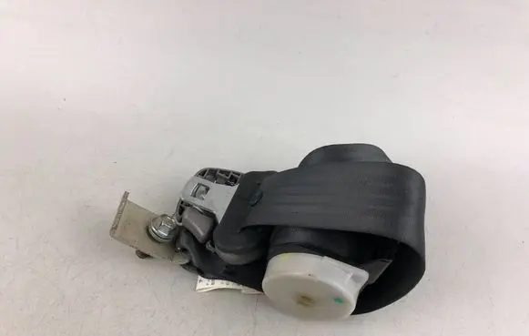 Subaru Forester SG Rear seatbelt 