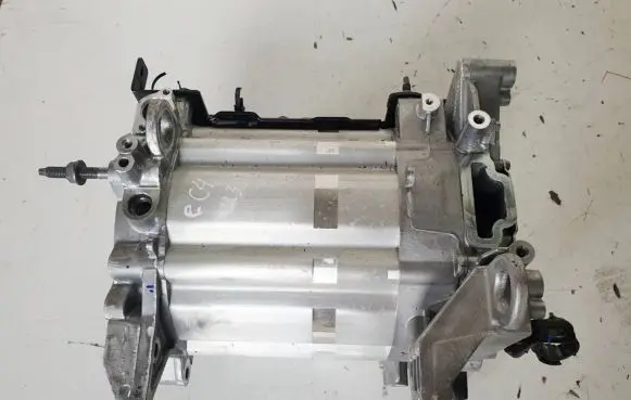 Citroen C4 III e-C4 Electric car motor ZK01 700078867 105TES
