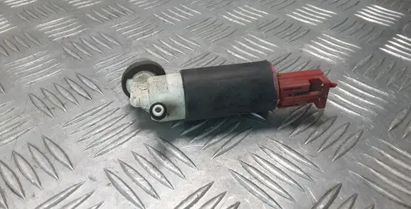 Toyota Avensis T250 Windscreen/windshield washer pump