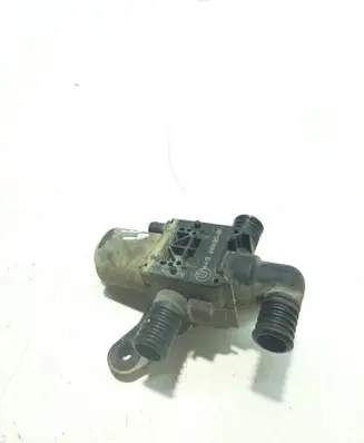 BMW 7 E65 E66 Coolant heater control valve 6906381