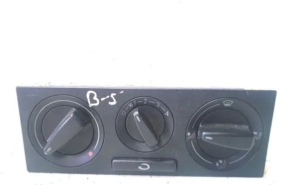 Volkswagen PASSAT B5 Air conditioner control unit module 1J0819045E