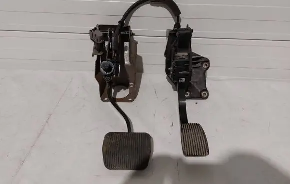 Ford F150 Pedal assembly 292223A