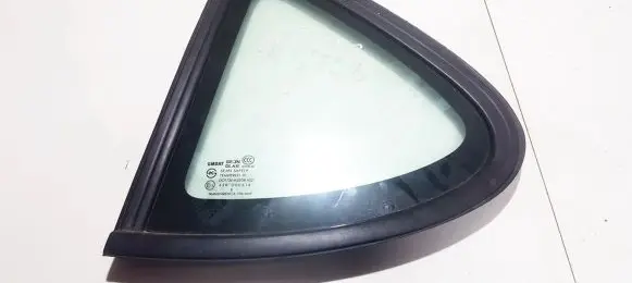 Chevrolet Tacuma Rear side window