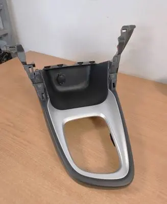 Toyota Yaris Cross Other center console (tunnel) element 588100D230