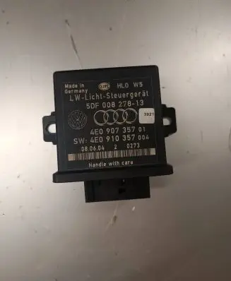 Audi A8 S8 D3 4E Light module LCM 4E0907357 5DF00827813 4E0910357