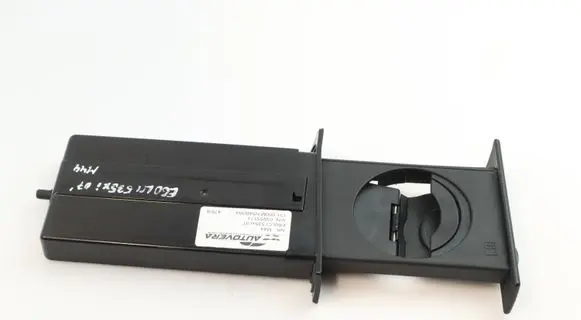 BMW 5 E60 E61 Cup holder 7047145