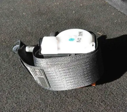 Opel Mokka Rear seatbelt 95403031L