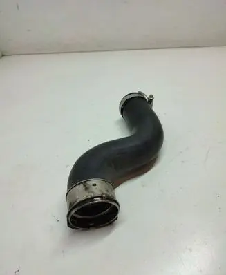 Nissan Pulsar Air intake hose/pipe 1103568