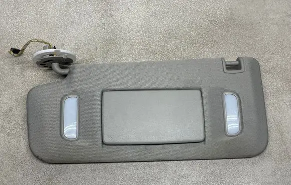 Sun visor