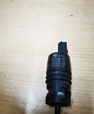 BMW 5 F10 F11 Windscreen/windshield washer pump 6934160
