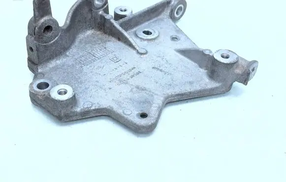 Renault Zoe A/C compressor mount bracket 296A68579R