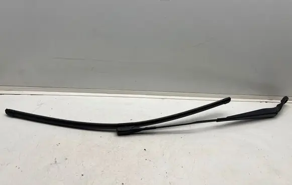 Mercedes-Benz V Class W447 Windshield/front glass wiper blade A4478200000