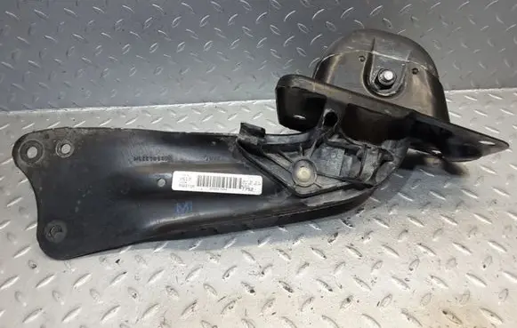 Volkswagen Jetta VI Rear upper control arm/wishbone 1K0505225H 5C0501051AP 1K0609639