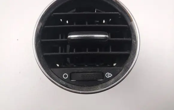 Peugeot 3008 I Dashboard air vent grill cover trim 305038 9658515377