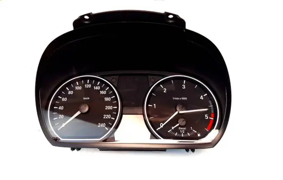 BMW 1 E81 E87 Speedometer (instrument cluster) 9187330 403205200 170273619
