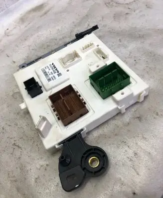 Volvo S90, V90 Comfort/convenience module 31472789