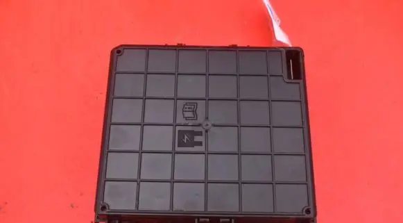 Ford Focus Fuse box set JX6T-14D068-BE