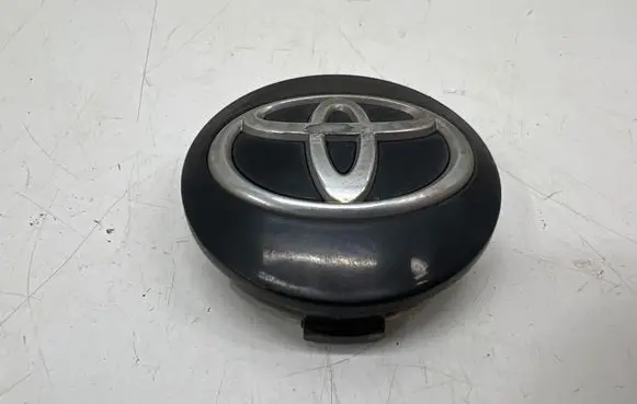 Toyota Yaris XP210 Original wheel cap 0030281