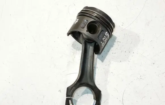 Mercedes-Benz Sprinter W901 W902 W903 W904 Piston with connecting rod 8711790020