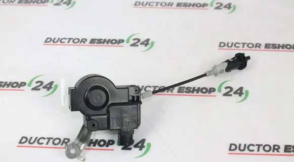 Lexus CT 200H Fuel tank cap lock 
