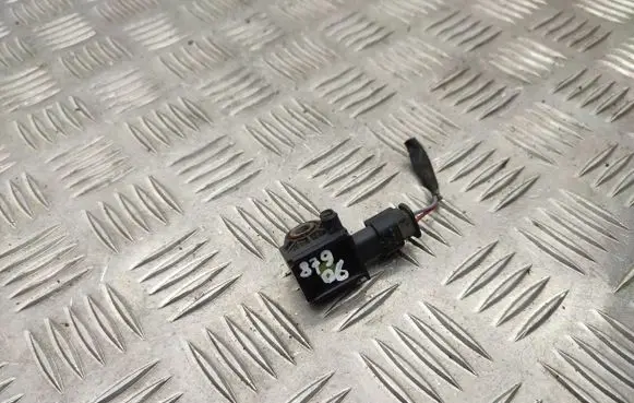 Volkswagen Touran III Airbag deployment crash/impact sensor 5Q0959651B