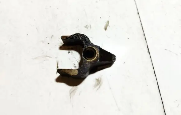 BMW 5 GT F07 Fuel Injector clamp holder