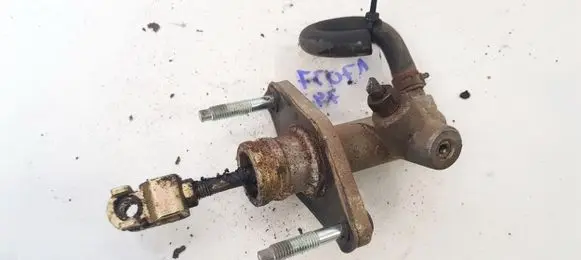 Clutch master cylinder