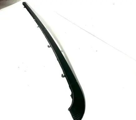 Rear bumper trim bar molding