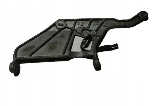 Audi A3 S3 8L Engine mounting bracket 06A133231B