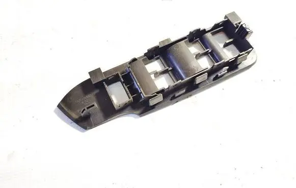 Chevrolet Captiva Front door window switch trim 201003481