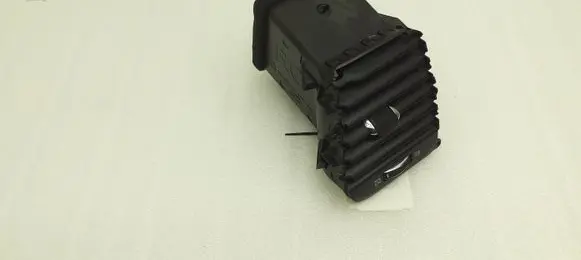 Jeep Grand Cherokee Dashboard side air vent grill/cover trim VP00007407 0162582