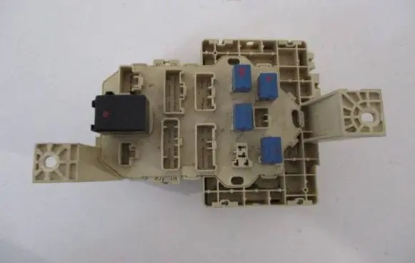 Opel Agila B Fuse box set 3677051K41 B51K4 L0T9312