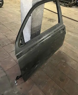 Door (2 Door Coupe)