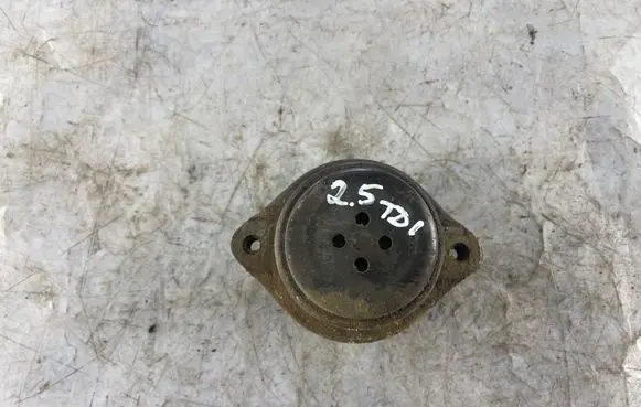 Audi A6 S6 C5 4B Gearbox mount