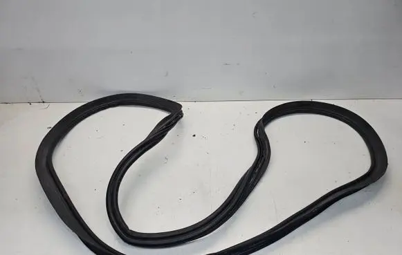 Audi A3 S3 8V Rubber seal rear door 8V4827705OK
