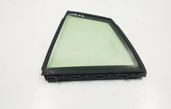 Toyota Prius (XW50) Rear vent window glass 6812447030