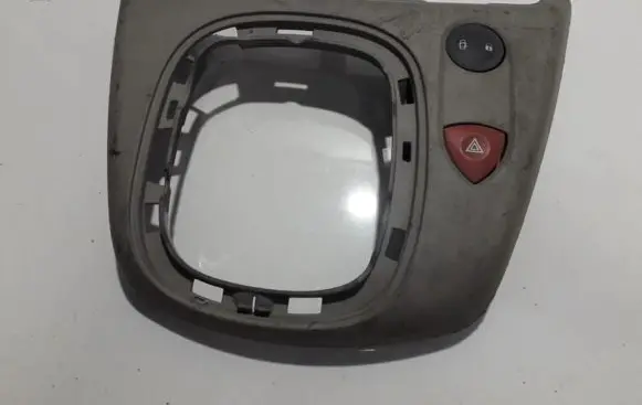 Renault Scenic II - Grand scenic II Hazard light switch 8200407415 8200095493