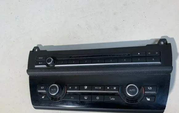 BMW 5 F10 F11 Climate control unit 9241238