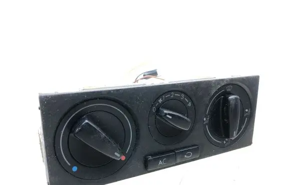 Volkswagen Golf IV Climate control unit 1J0820045F