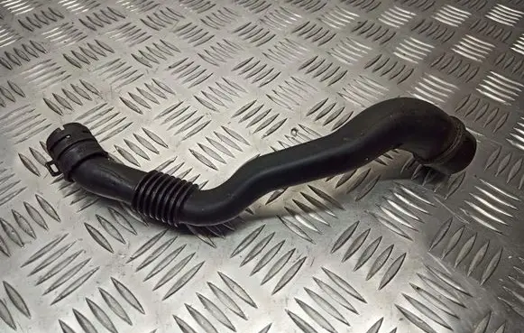 Audi A4 S4 B6 8E 8H Oil breather separator 06B103493BD