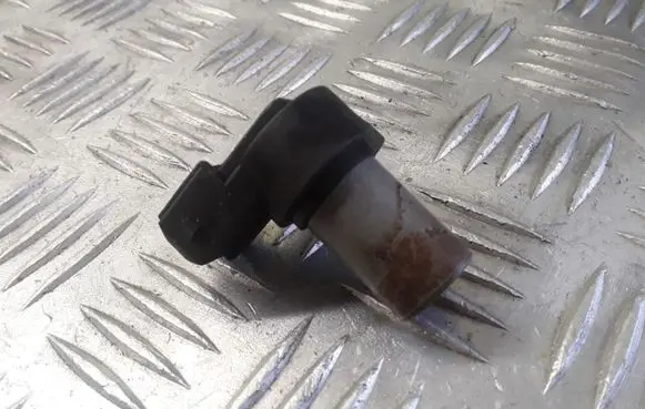 Hyundai Tucson JM Crankshaft position sensor 3935023700
