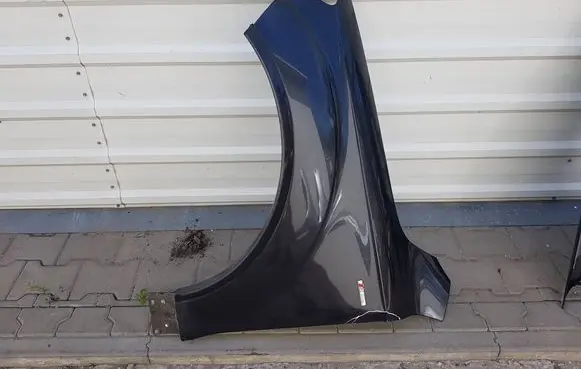 Audi Q7 4L Fender